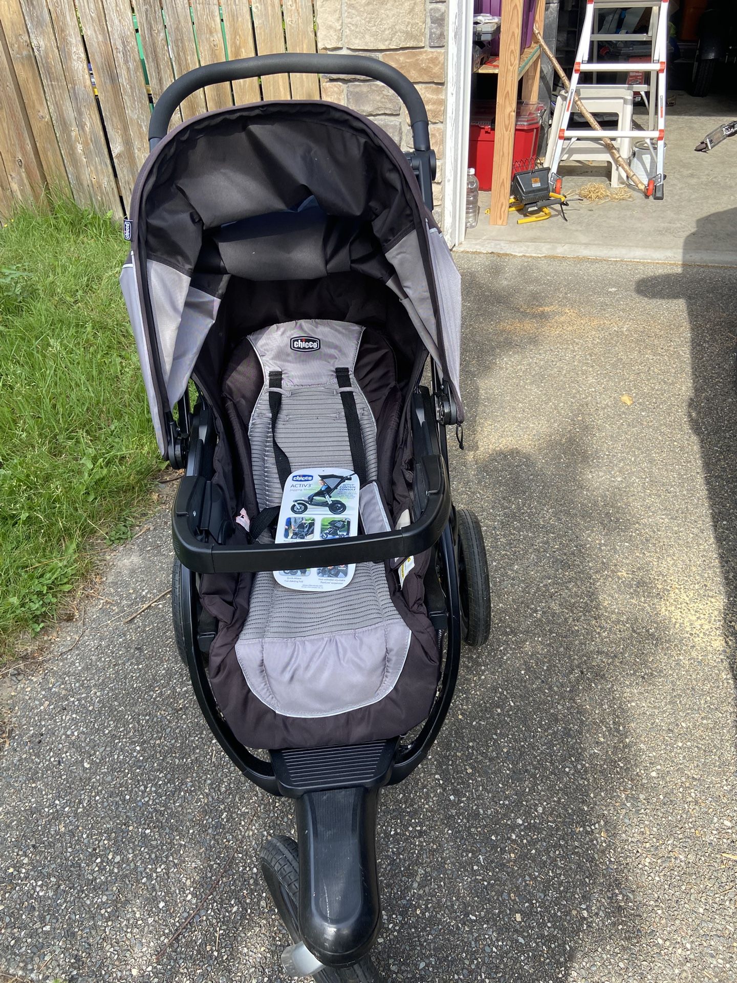 Chicco Activ3 Jogging Stroller