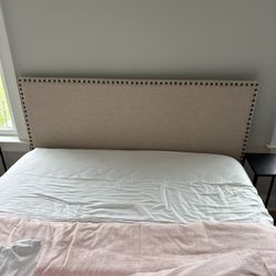Queen Bed With Bed Frame