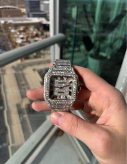 Cartier Santos 40mm VVS Moissanite