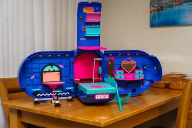 LOL Toys