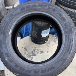 Good Year Wrangler 255/60/R20
