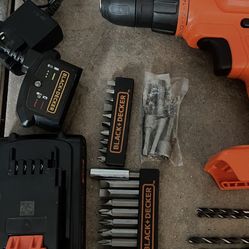 Black and Decker Cordless Drill 