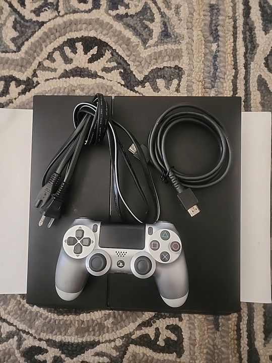 Sony PlayStation 4 500GB Black With Controller, Power & HDMI Cables & Download Games