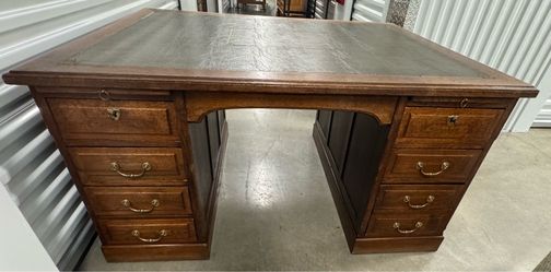 Used Vintage Beautiful Double Sided Desk With Leather Top With 7 Drawers On Each Side