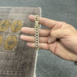 Cuban Z Link Iced Out Bracelet 