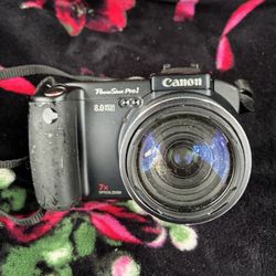 Canon PowerShot Pro1 Digital Camera 