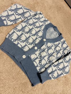 Small Baby Blue/white Sweater