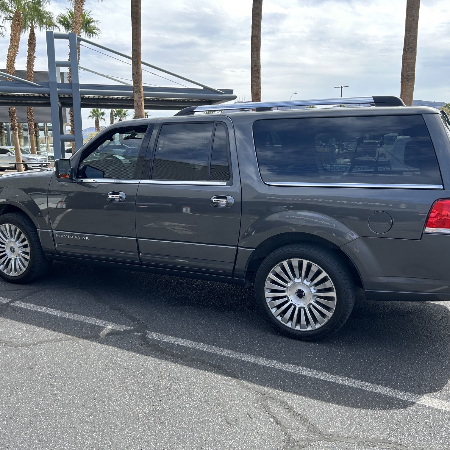 2017 Lincoln Navigator L