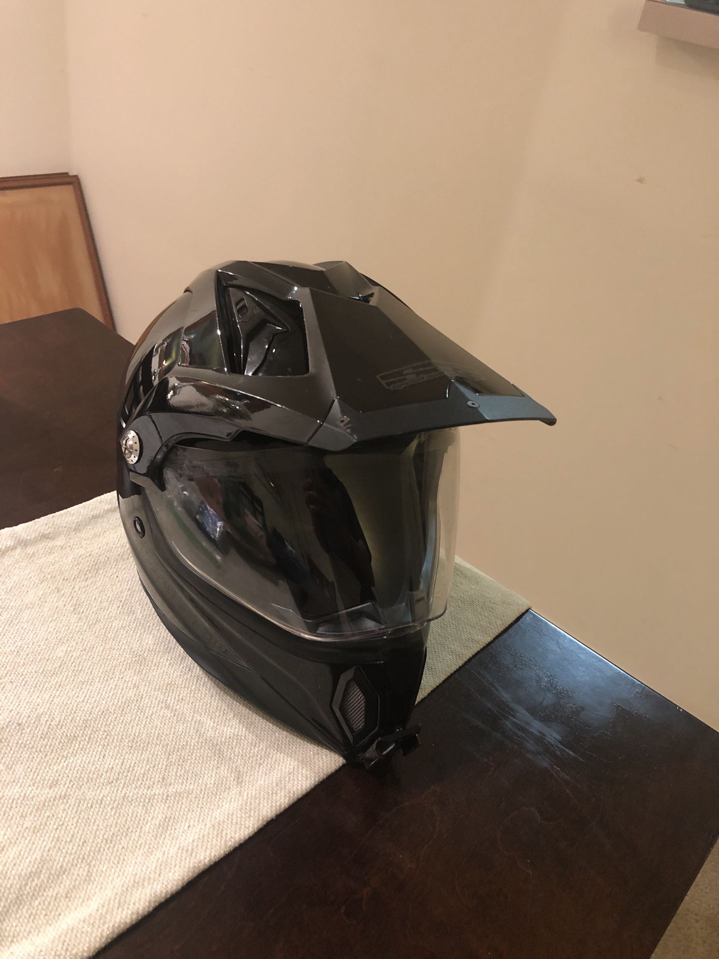 Motorcycle Helmet Large L SS2500 - LS2 Shark Shoei Icon Arai