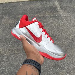 Nike Kobe 5 Protro “Caitlin Clark Rookie Of The Year” 