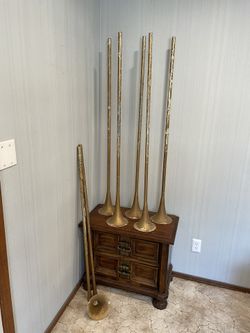 Set Of 6 Metal Angel Trumpets 53” Long
