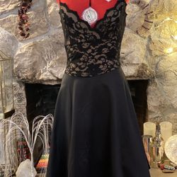 Vintage Dresses And Gowns