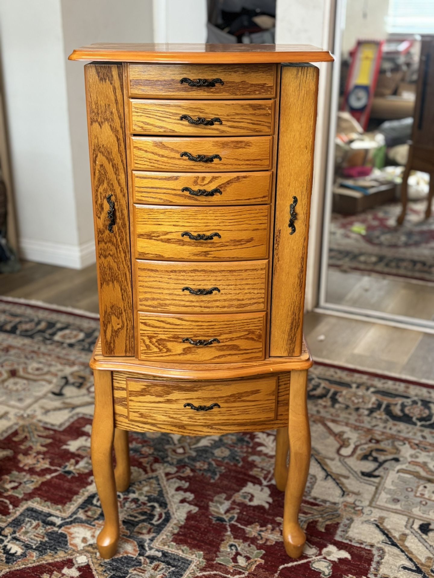 Vintage Makeup Vanity