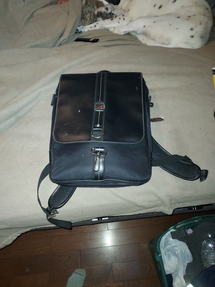 Mobile Edge Womans Vertical Laptop Bag