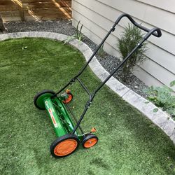 Scotts Classic 20in Manual Lawn Mower