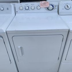 GE Dryer Clean Works Perfectly . Warehouse pricing.  . Warranty  . Delivery Available . 2522 Market st. 33901