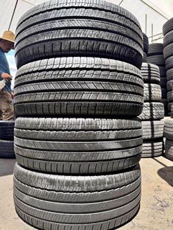 235/45/18 Michelin 📍📍 Vendo un set de llantas con 80% de vida las 4 📍🌟