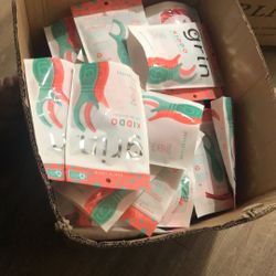 Flossers And Plackers