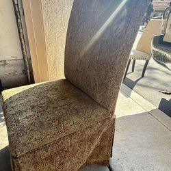 BOMBAY CO.  Upholstered Dining Table 4 Chairs 