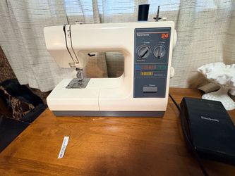 Kenmore 24 Stitch Sewing Machine with Foot Pedal