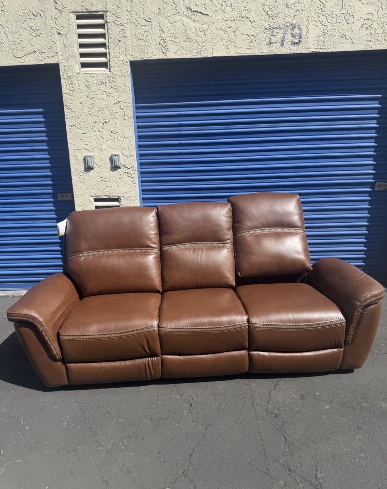 Oliver Leather Power Reclining Sofa