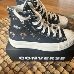 Converse Women’s Chuck Taylor