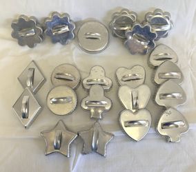 Aluminum Cookie Cutters (21); 1960’s; Hearts, Diamonds, Spades, Cubs, Stars and Flowers