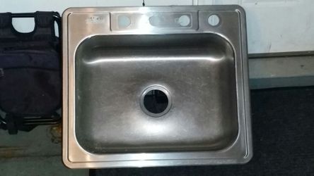 Stainless steel sink