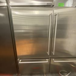 KinchenAid 36” Built In Refrigerador 