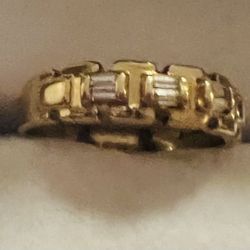 14k Vintage Diamonds Ring 
