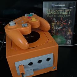 Orange GameCube with Gauntlet Dark Legacy