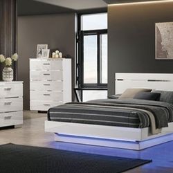 Brand New White 4pc Queen Bedroom Set (Available In California & Eastern King)