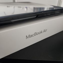 New Apple Mac Book Air ObO!!
