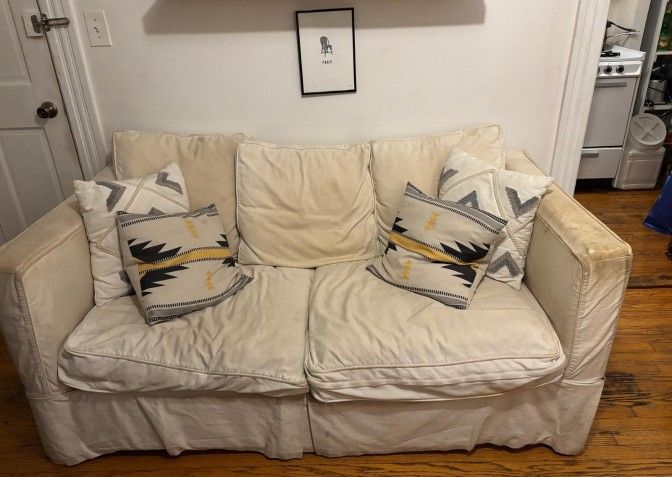 Free Couch Sofa with Queensize Bed 69x28