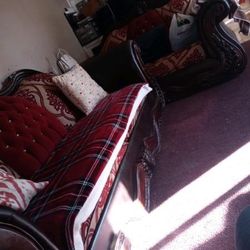 Set Of Love Seat And Sofa 