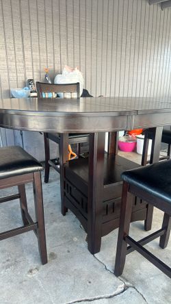 Dinner Table