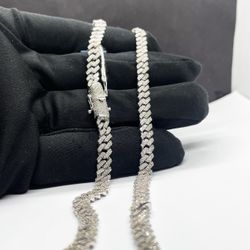 10k Miami cubana white gold iced out ,diamonds 💎