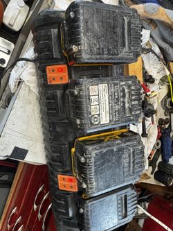 Dewalt Charger & Batteries