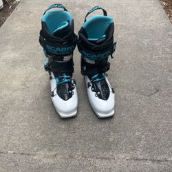 Ski Boots 