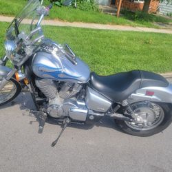 2008 Honda Shadow Spirit, Silver And Blue Flames