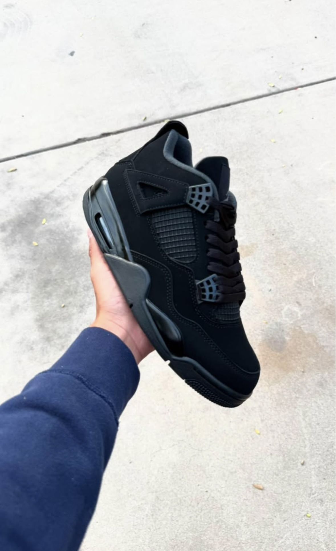 Jordan 4 Black Cats 