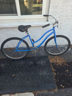Beach cruiser bike