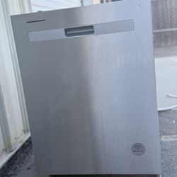 Whirlpool Dishwasher Like New 