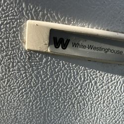 White-Westinghouse Chest Freezer