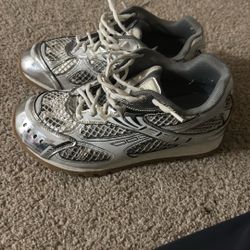 Bottega Veneta Size 42