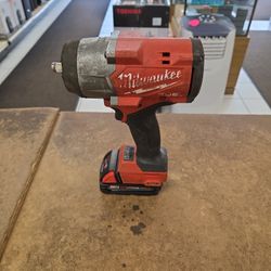 Milwaukee M18 Fuel 18v Brushless 1/2" Impact Wrench 