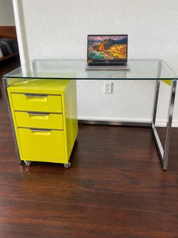 CB2 Glass Desk + Filing Cabinet / Escritorio de vidrio CB2 + archivador