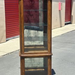 Gordon’s Curio Cabinet 