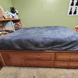 Wooden full size bed frame with 4 drawers
