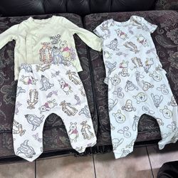 Disney Ropita De Bebé Size 3/6 Meses $5 X Los 2 